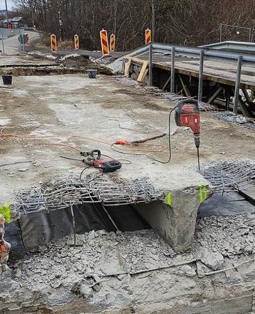 Bridge reconstruction over the water-storage reservoir in Tallinn